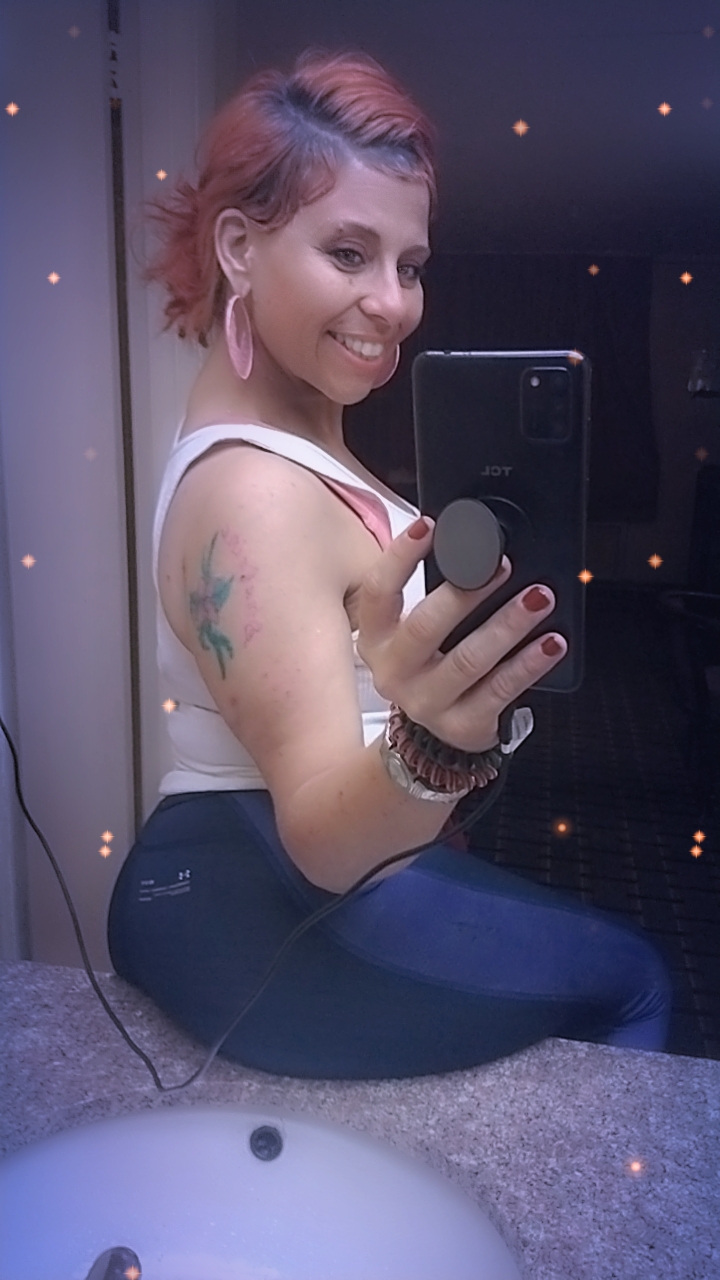 30 year old white and Puerto Rican Princess 32 triple D Breast JuicyBooty Certif